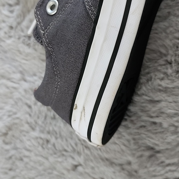 Converse  girls 5 EUC BARLEY WORN - Picture 8 of 8